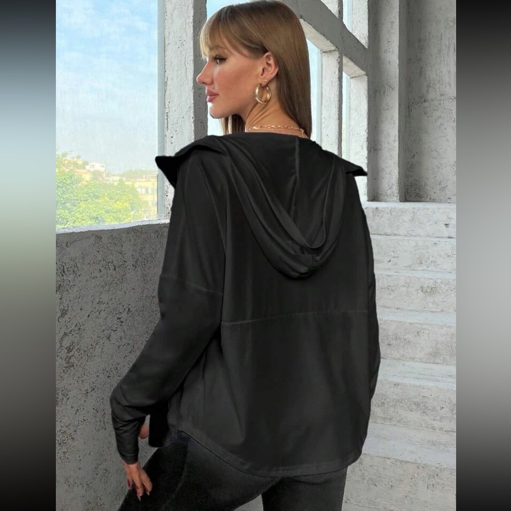 Workout jacket - Picture 2 of 2